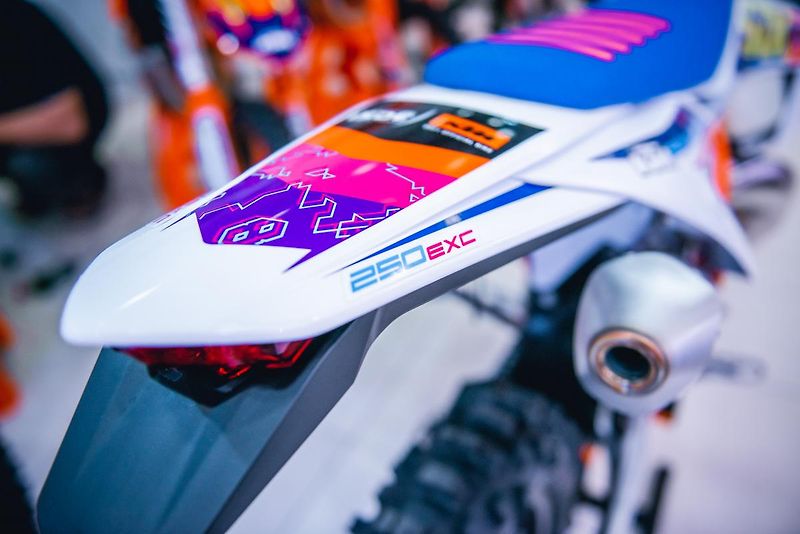 KTM 250 EXC SIX DAYS Nová 0MTH  - fotka 32 z 58