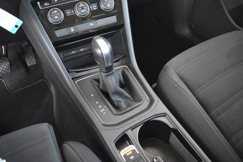 Volkswagen Touran (2021) 2.0TDI 110kW DSG, tažné - fotka 21 z 21