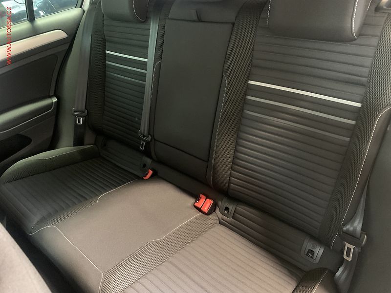 Volkswagen Golf (2014) 1.4 TSi, CUP, park.čidla - fotka 10 z 23