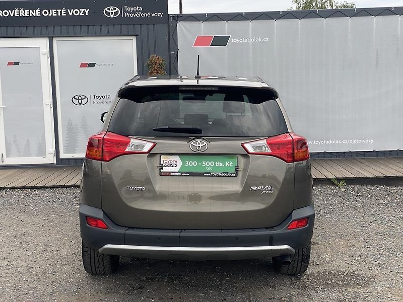 Toyota RAV4 2.2D, ČR, Premium, 4x4, navi - fotka 5 z 34