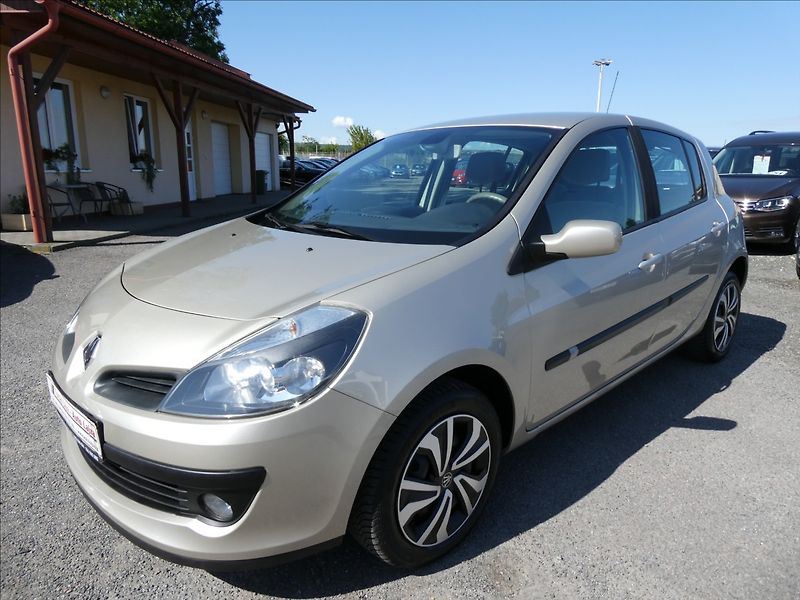 Renault Clio 1,6 i16V automat,serviska,závě - fotka 3 z 47