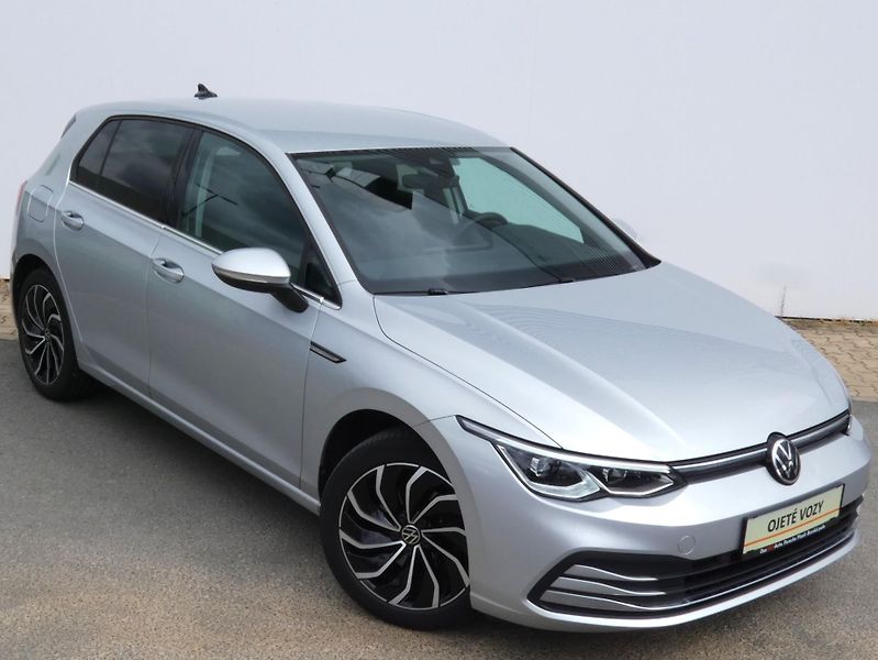 Volkswagen Golf (2021) Style 1,5 TSI 110KW - fotka 9 z 30