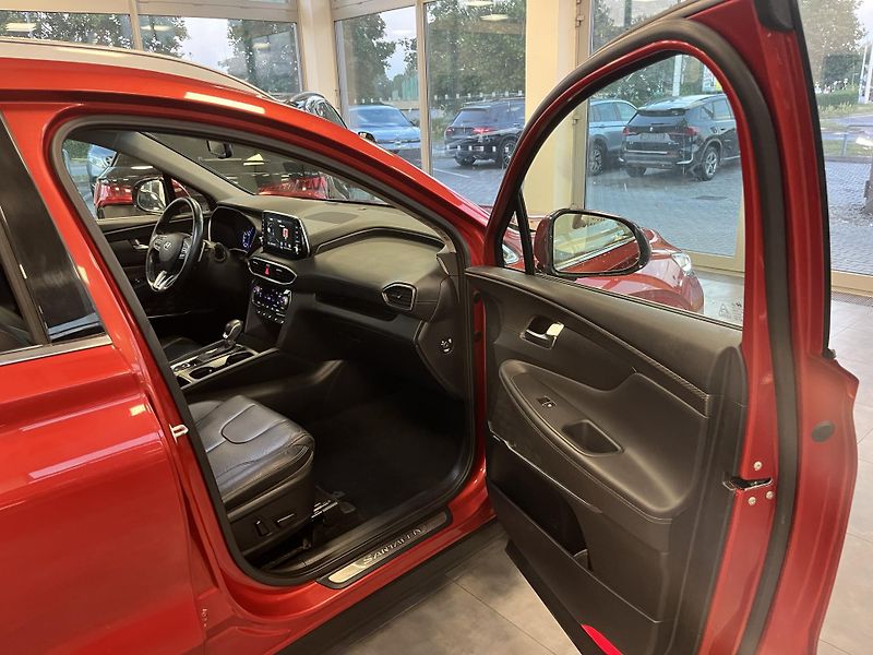 Hyundai Santa Fe (2021) 2,2CRDI REZERVACE - fotka 20 z 30