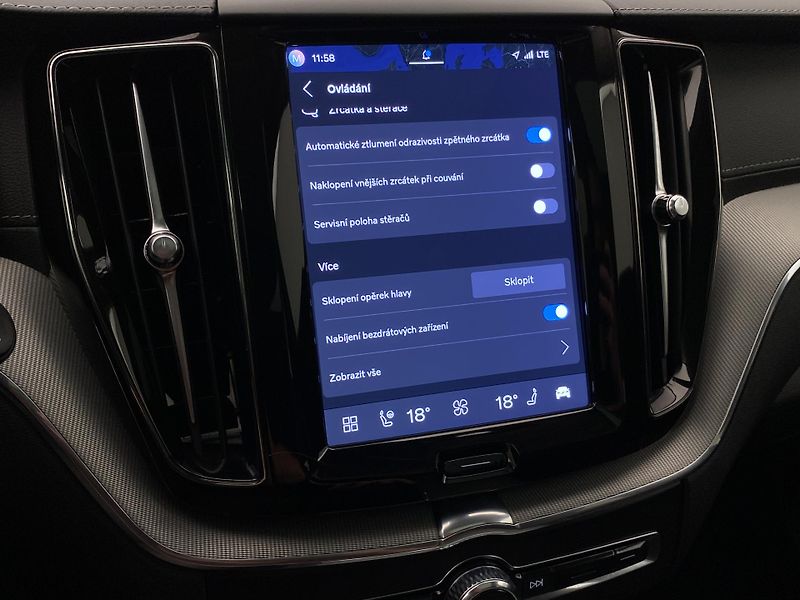 Volvo XC60 T8 AWD RECHARGE DARK ULTRA CZ - fotka 54 z 63