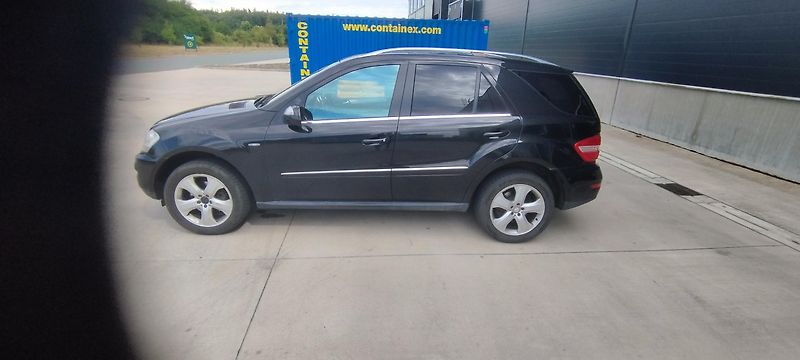 Mercedes-Benz Třídy M (2010) ML-300CDI,volat- 608 081 843 - fotka 7 z 16