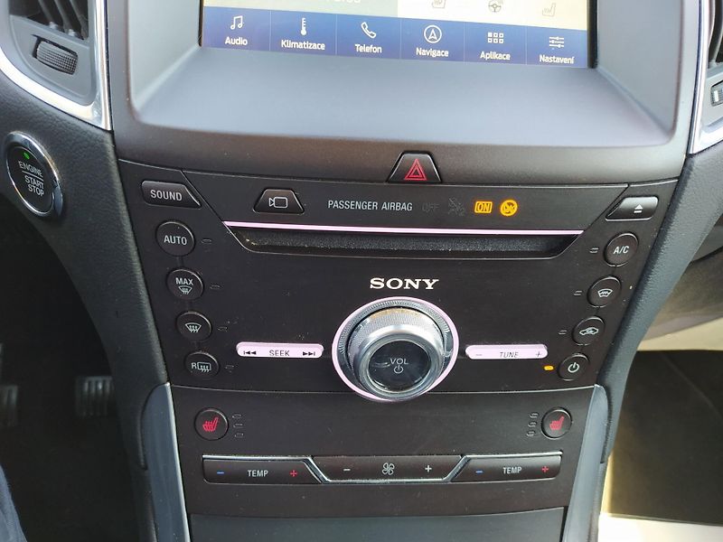 Ford S-MAX (2022) 2.0 EcoBlue 110kW/150k Titaniu - fotka 13 z 20