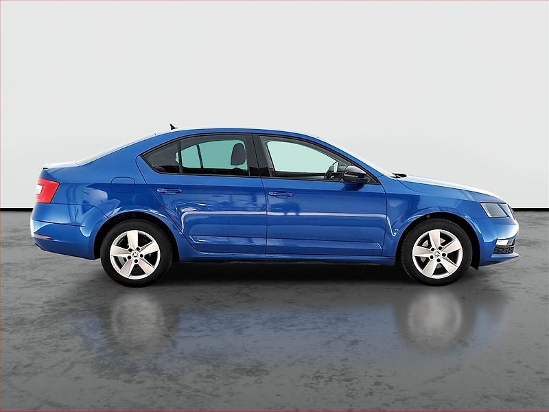 Škoda Octavia (2019) 1.5 TSI, ČR,1.maj, Tempomat - fotka 6 z 17
