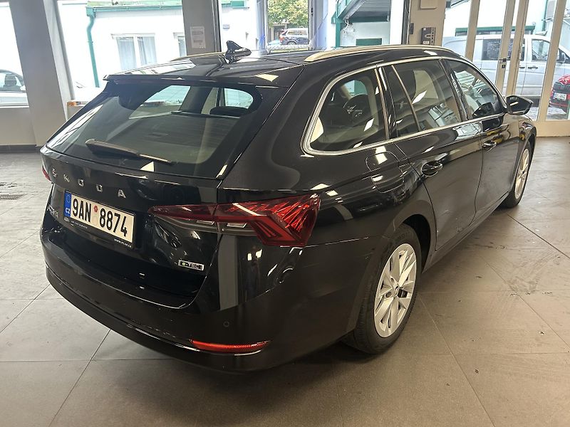 Škoda Octavia (2023) 1.5TSi e-TEC Style Plus DSG - fotka 4 z 25