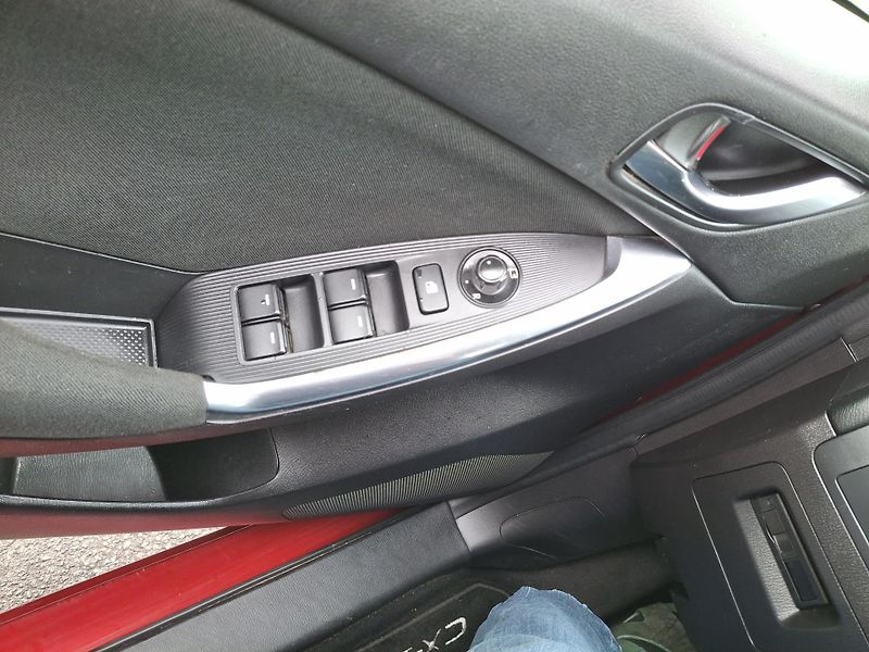 Mazda CX-5 2.0 121 kw  Rezervace - fotka 26 z 39
