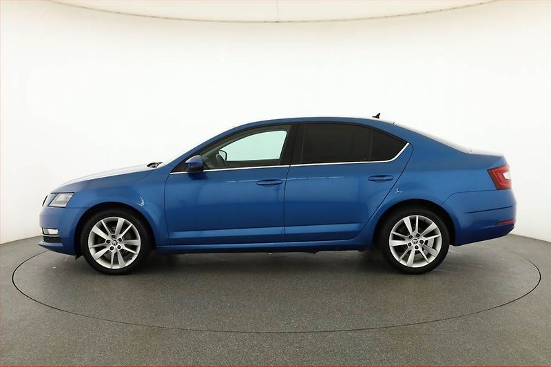 Škoda Octavia (2019) Style 1.6 TDI, Serv.kniha - fotka 3 z 15