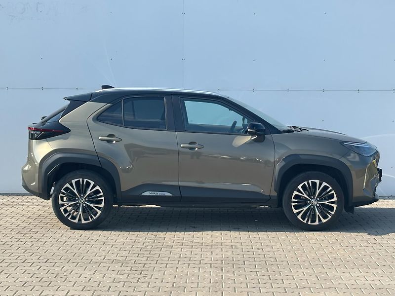 Toyota Yaris Cross 1.5 HSD e-CVT Executive AWD - fotka 8 z 30