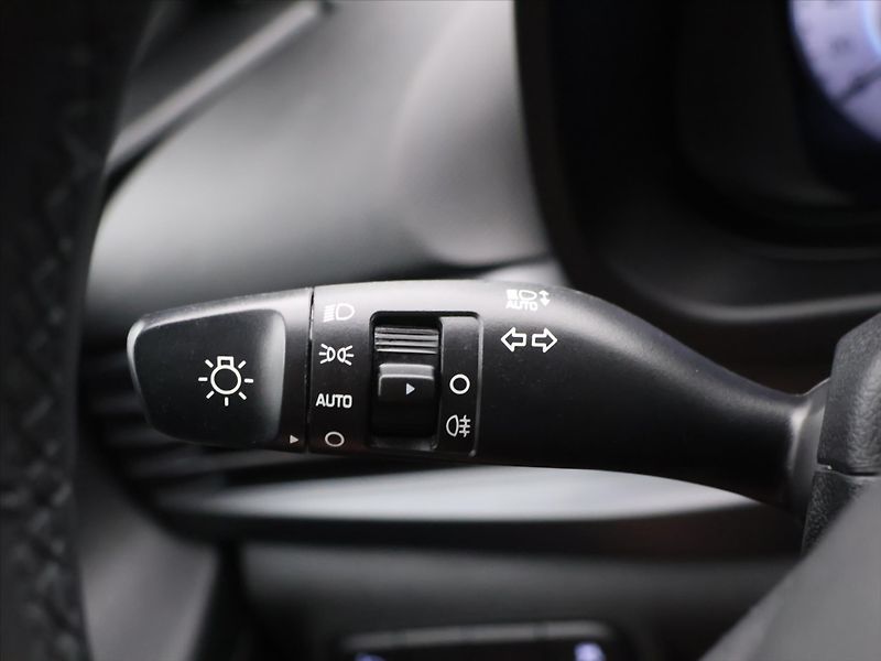 Hyundai Bayon 1,0 T-GDI Automat Smart CZ DPH - fotka 17 z 32