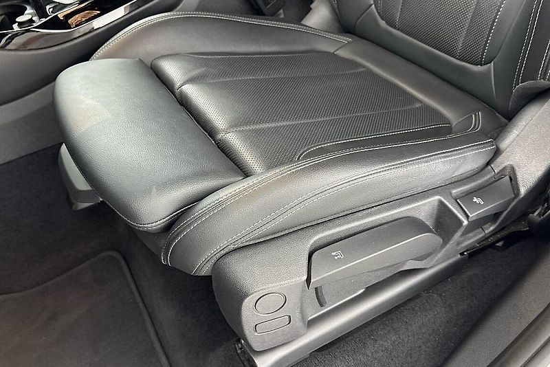 BMW X3 xDrive20d - fotka 7 z 26
