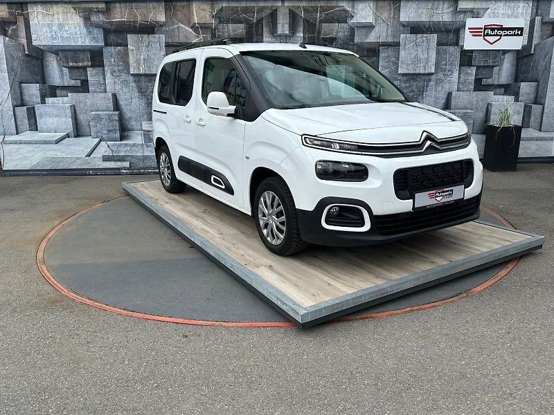 Citroën Berlingo (2019) 1.2i, 81KW, TEMPOMAT - fotka 1 z 24