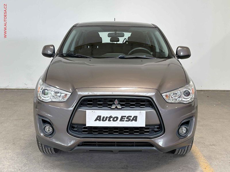 Mitsubishi ASX (2015) 1.6 MIVEC, AC, STK3/28 - fotka 2 z 13