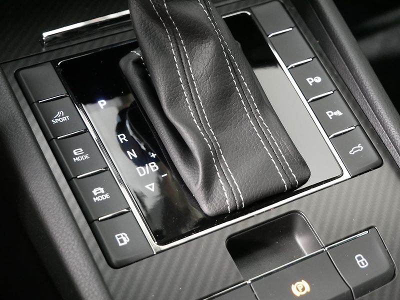 Škoda Superb - fotka 11 z 24