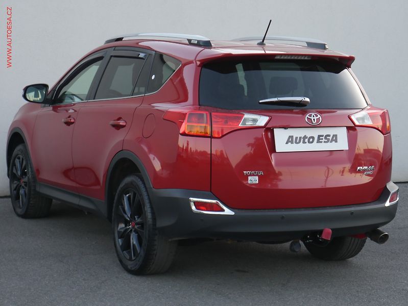 Toyota RAV4 (2013) 2.2 D-4D 4x4, AC, TZ, kamera - fotka 6 z 21