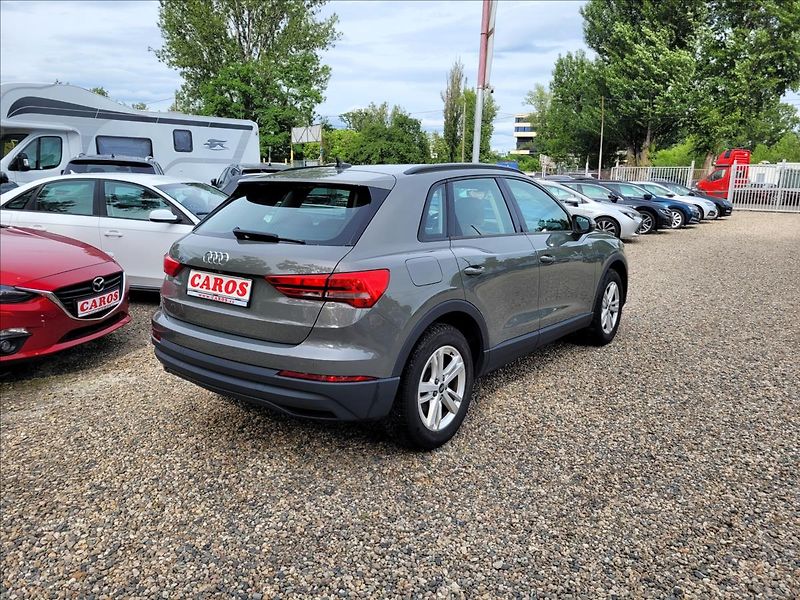 Audi Q3 1,5 TFSI,S-tronic,TFT,kůže - fotka 6 z 50