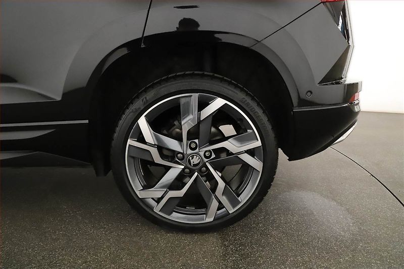 Škoda Karoq (2025) 2.0 TDI, SPORTLINE, KEYLESS - fotka 19 z 19