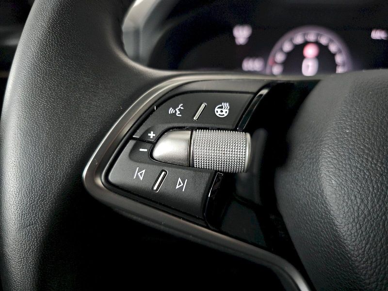 Škoda Kamiq (2025) 1.0TSI 85kW TOP SELECTION MATR - fotka 22 z 25