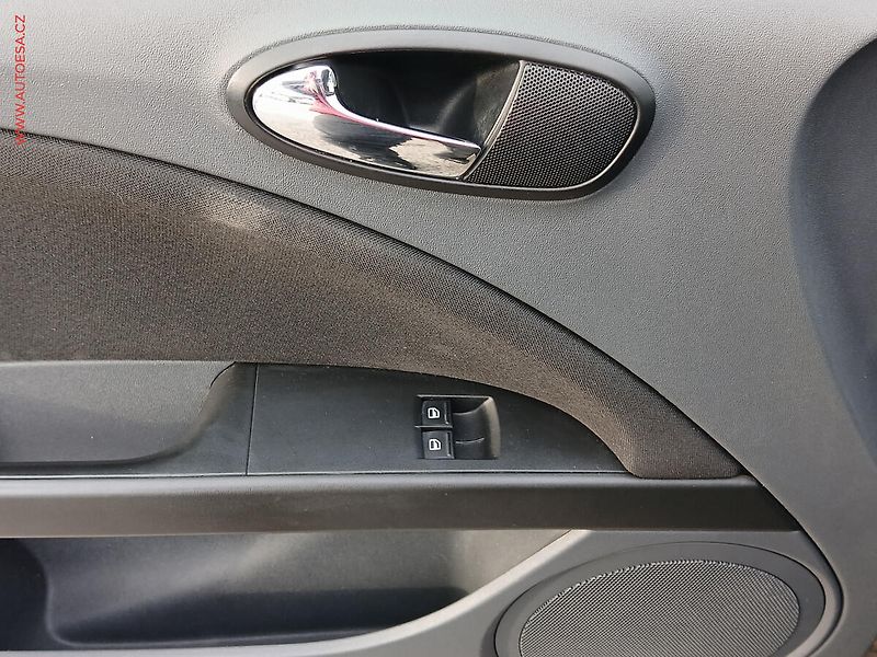 Seat Leon (2008) 1.9 TDi, 1.maj, Reference - fotka 11 z 15