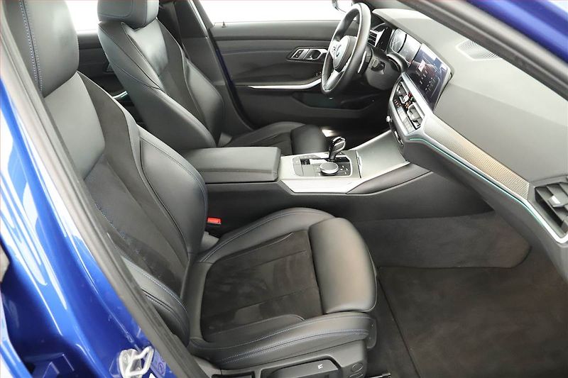BMW Řada 3 (2021) M Sport 330 i xDrive - fotka 7 z 19