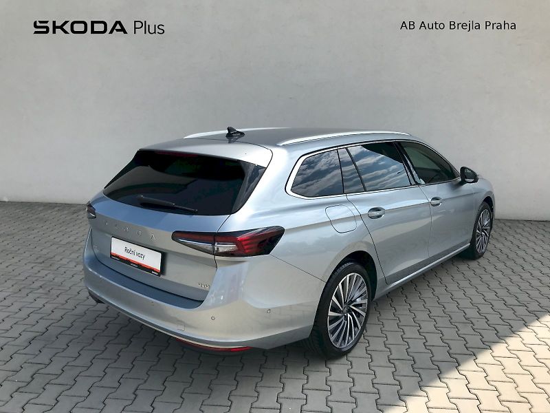 Škoda Superb (2025) COMBI L K TD 142/2.0 A7A - fotka 2 z 29