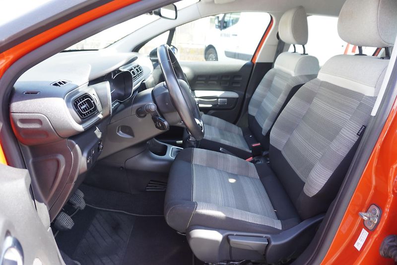 Citroën C3 (2017) 1.2PT 82 SHINE - fotka 6 z 8