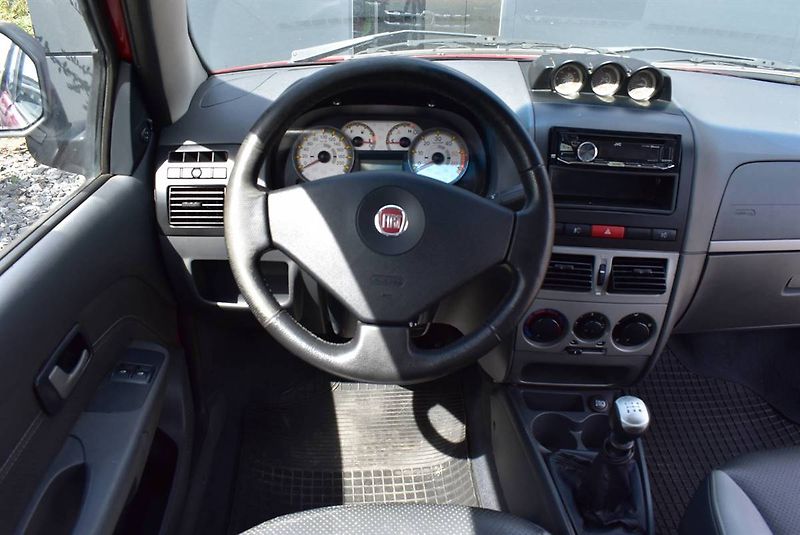 Fiat Strada 1,3 JTD AC,DIFF,BT,MLHOVKY - fotka 10 z 16