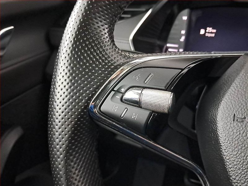 Škoda Octavia (2020) Ambition 1.5 TSI, Serv.kniha - fotka 19 z 21
