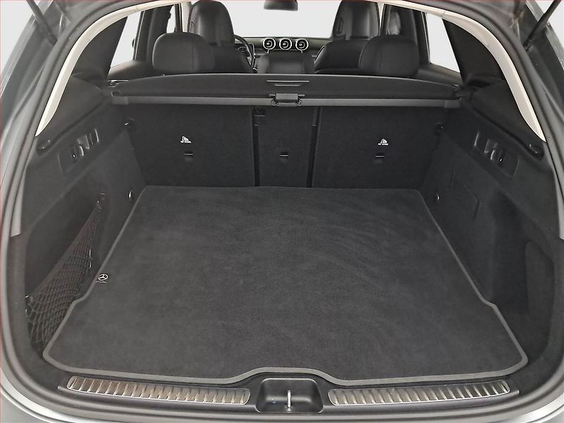 Mercedes-Benz GLC (2023) 220 d 4MATIC - fotka 14 z 20