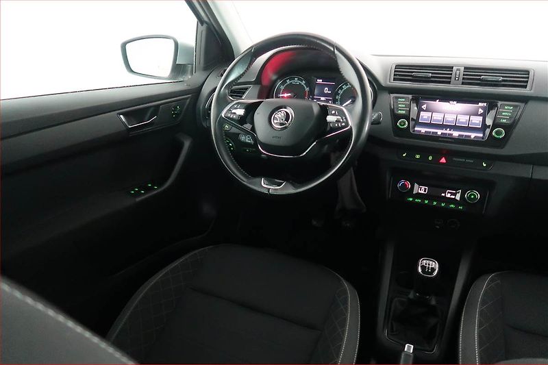 Škoda Fabia (2022) 1.0 TSI, ČR,1.maj, Serv.kniha - fotka 7 z 17