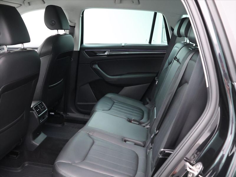 Škoda Kodiaq 2,0 TDI 4x4 DSG CZ L&K DPH - fotka 14 z 33