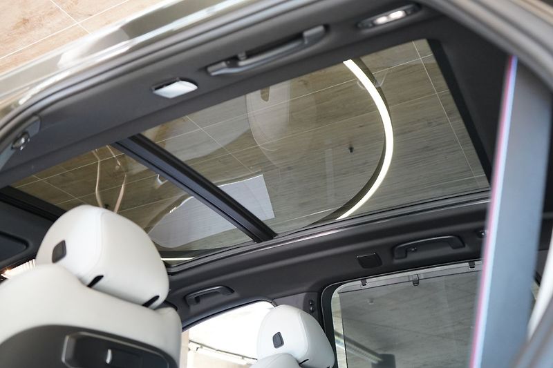 BMW X5 40d xDrive, Harman/Kardon, HUD - fotka 48 z 50
