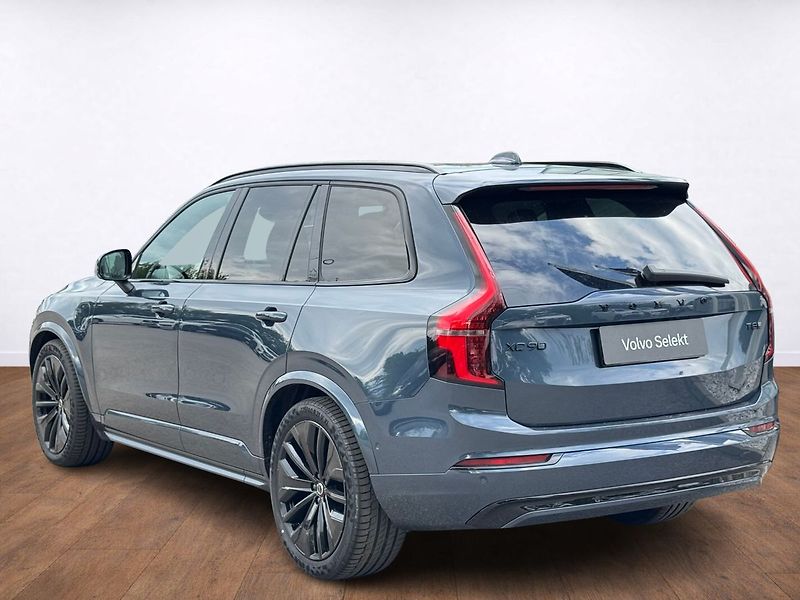 Volvo XC90 (2026) ULTRA,BLACK EDITION T8, VZDUCH - fotka 3 z 26