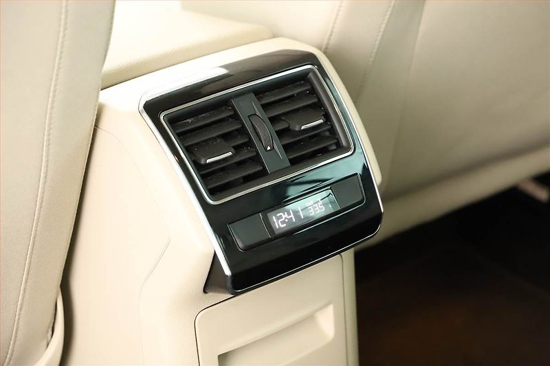 Škoda Superb (2019) Style 1.5 TSI, Automat - fotka 11 z 20