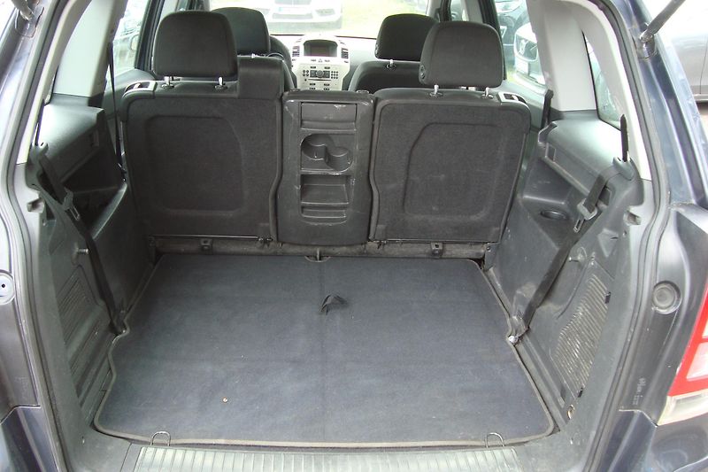 Opel Zafira (2008) 1.9 CDTi,7-M,2.Maj.S.Kn.STK 28 - fotka 17 z 50