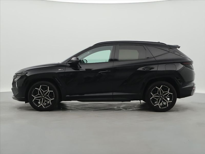Hyundai Tucson 1,6 CRDI Aut. 4x4 N-Line DPH - fotka 4 z 31