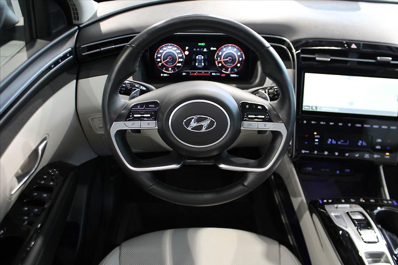 Hyundai Tucson T-GDi 7DCT 4WD Premium DPH/ACC - fotka 15 z 36