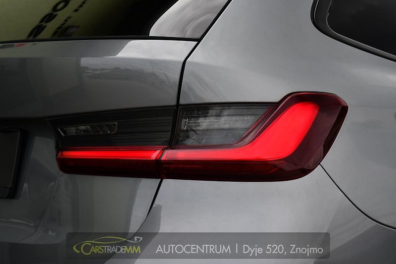BMW Řada 3 320D xDrive M-SPORT ČR 1.M - fotka 60 z 60