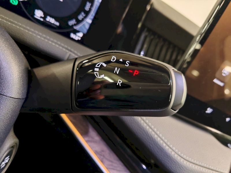 Škoda Superb (2025) iV 1.5 TSI 150 kW DSG L&K - fotka 20 z 33