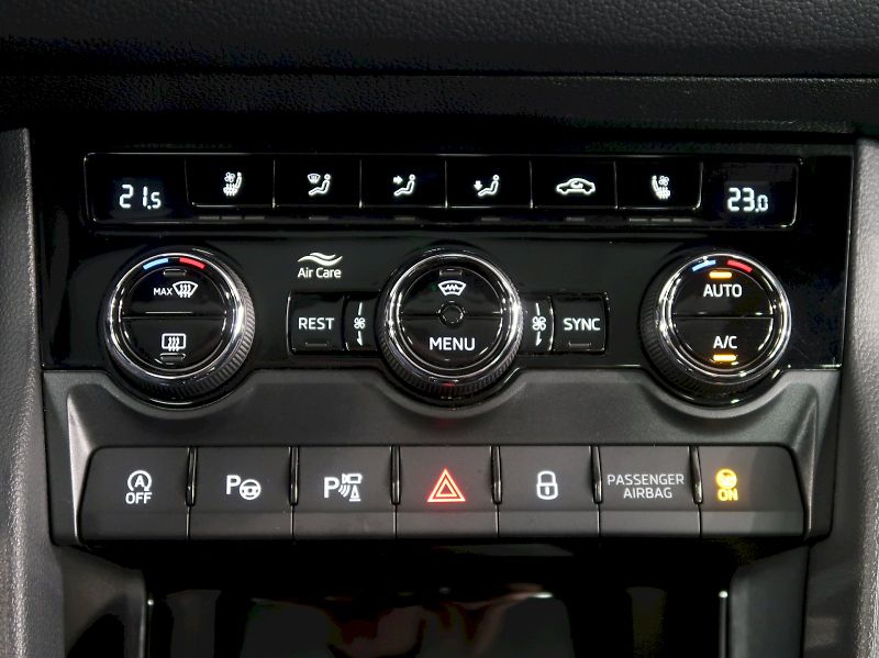 Škoda Kodiaq (2022) LAURIN&KLEMENT 2.0TDI 110KW 4x - fotka 33 z 43