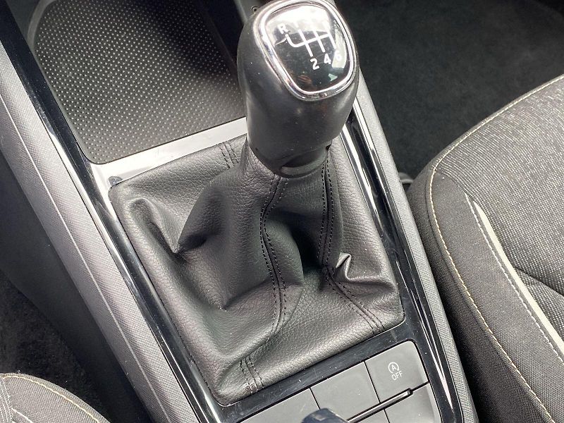 Škoda Scala (2022) 1.0 TSI Style - fotka 14 z 34