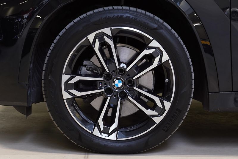BMW X1 Xdrive23d,M-Paket,DPH,PAMĚTI - fotka 12 z 34