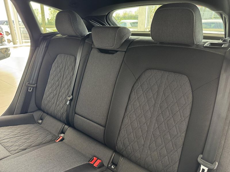 Audi A5 TFSI 150kW*S-LINE*REZERVACE! - fotka 14 z 37