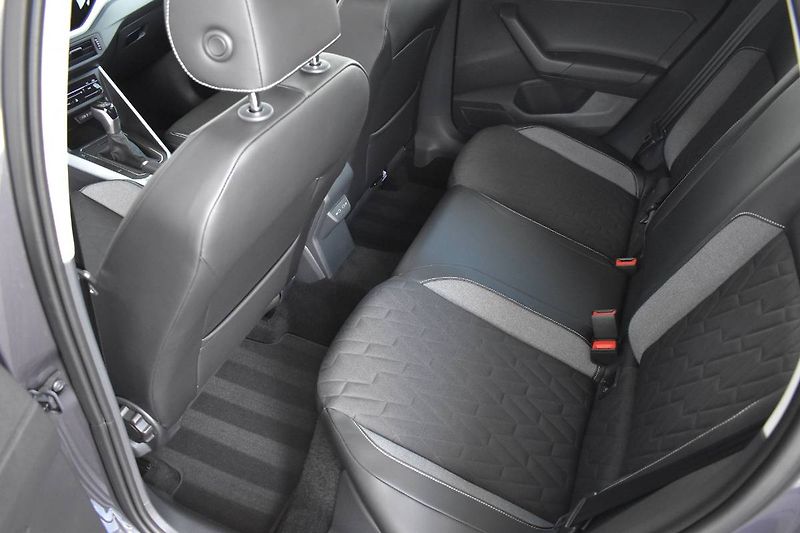 Volkswagen Taigo (2025) 1.5TSI 110kW - fotka 12 z 23