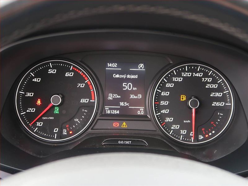Seat Leon (2019) Style 1.5 TGI CNG, Tempomat - fotka 11 z 17