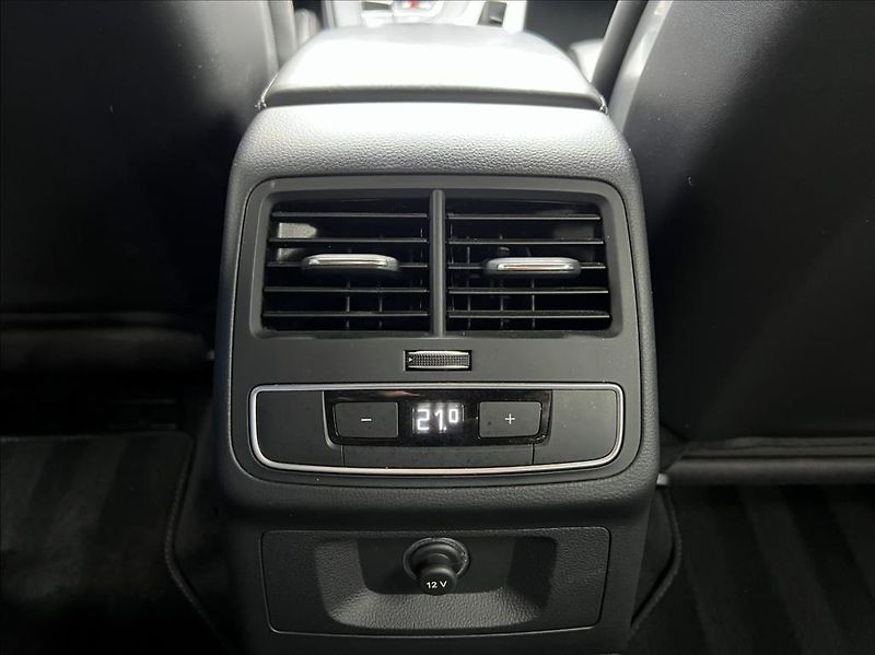 Audi S5 3,0 TDi QUATTRO / LED / MASÁŽE - fotka 41 z 49