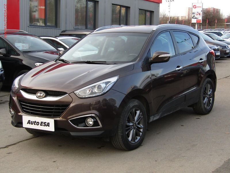 Hyundai ix35 (2015) 2.0 CRDi 4X4, Style, AT - fotka 3 z 19