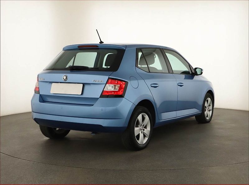 Škoda Fabia (2016) 1.2 TSI, Serv.kniha - fotka 5 z 15